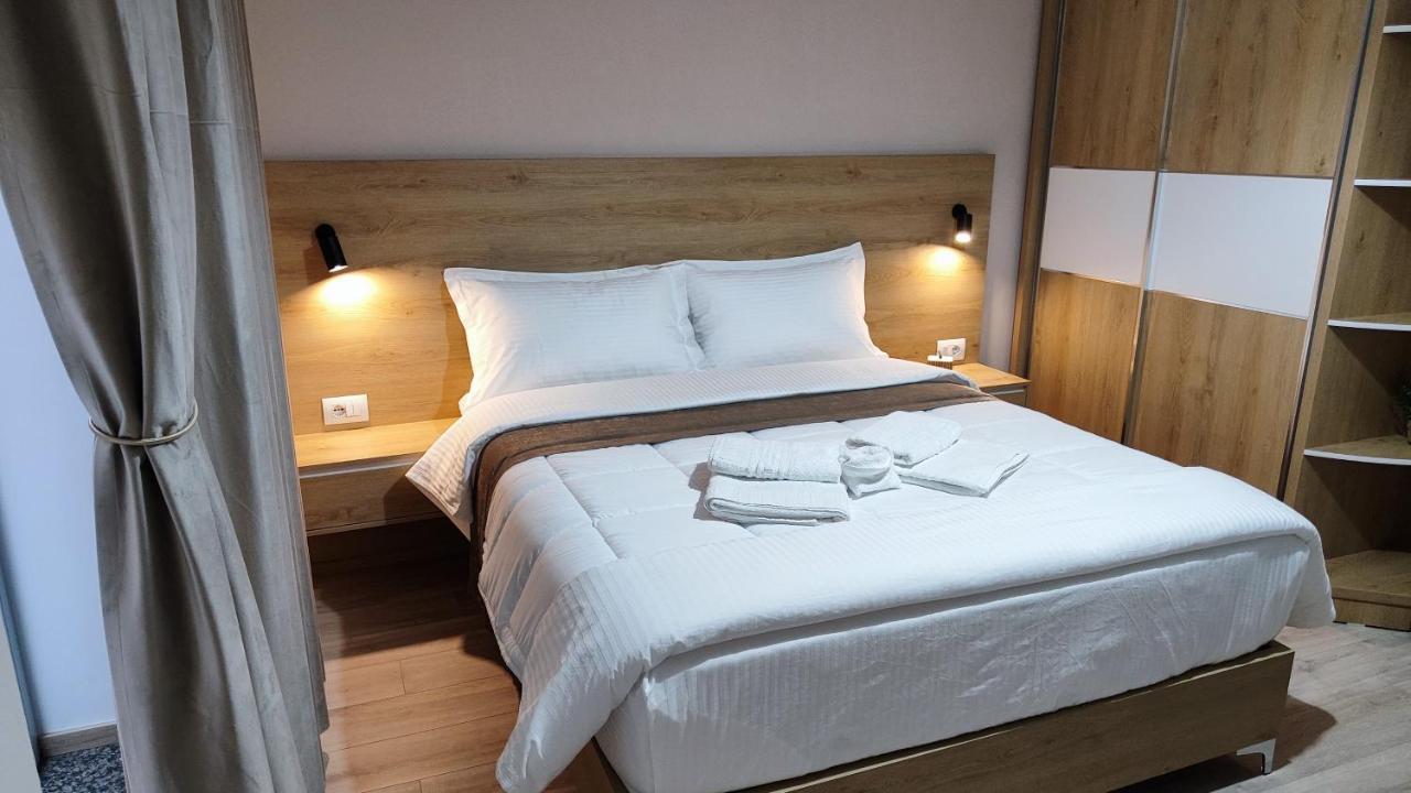 Elvish Garden Boutique B&B Berat Bagian luar foto