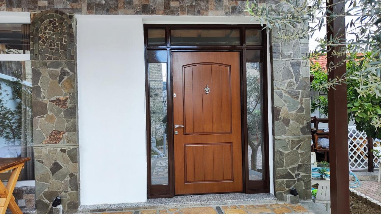 Elvish Garden Boutique B&B Berat Bagian luar foto